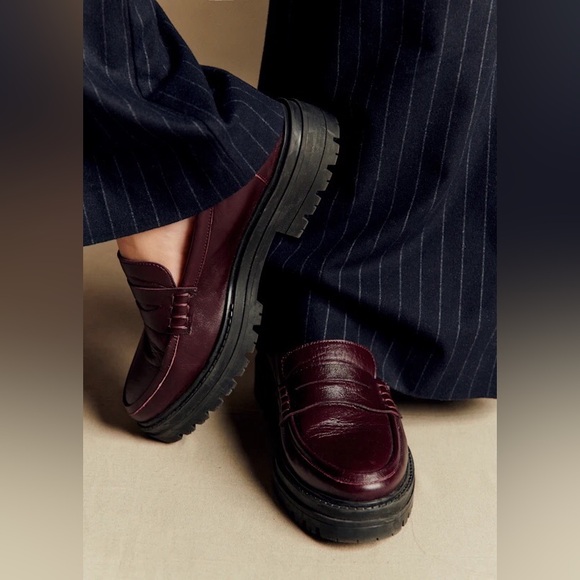 Sezane Albane Loafers Burgundy Leather - Picture 2 of 16